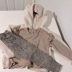 Jessica Simpson 24 months Leopard Print Outfit with Fuzzy Hoodie